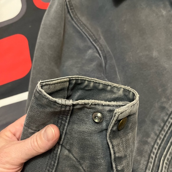 Vintage Carhartt J97 Detroit Jacket - Picture 4 of 9